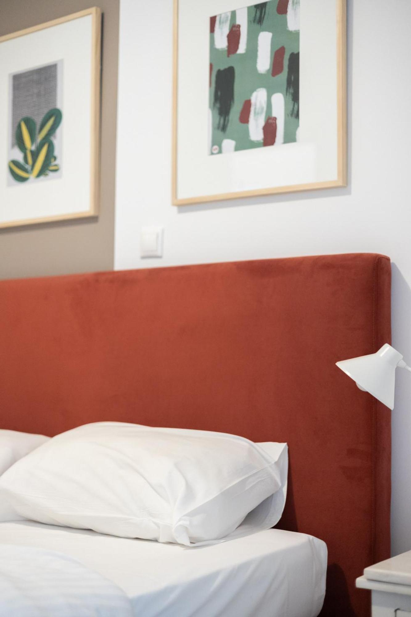 Renovated 5 Bdr House Near Acropolis - New Beds, Terrace & Green Yard Атина Екстериор снимка